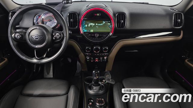 MINI Countryman — interior