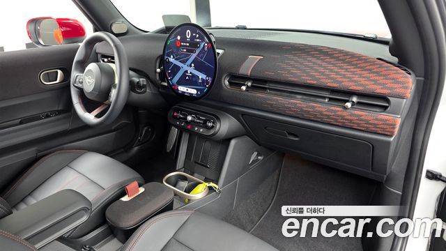 MINI Cooper — interior