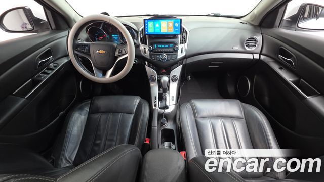 Chevrolet Korea Cruze — interior