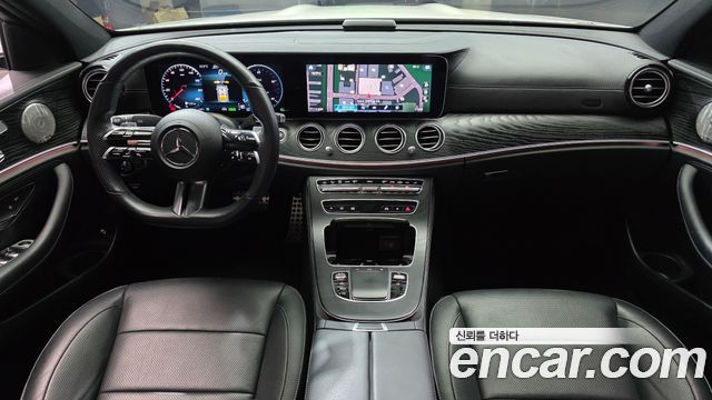 Mercedes-Benz E-Class — interior