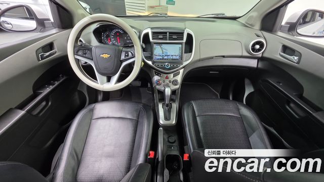 Chevrolet Korea Aveo — interior