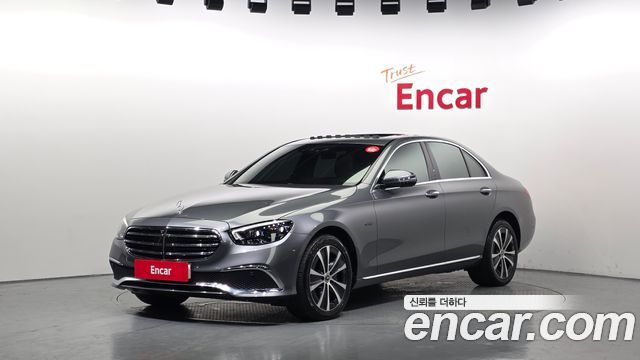 Mercedes-Benz E-Class — exterior