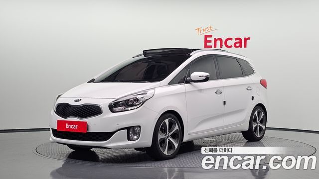 Kia Carens — exterior