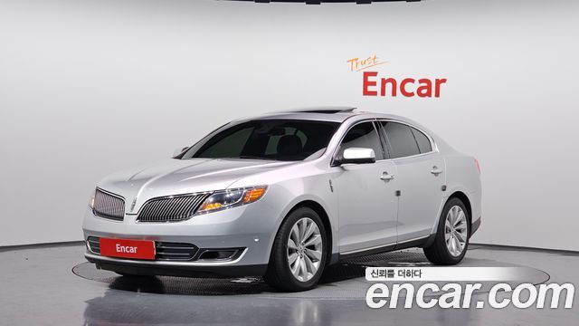 Lincoln MKS — exterior