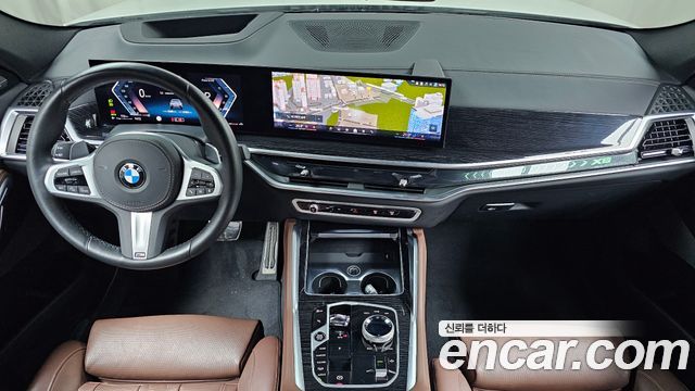 BMW X6 — interior