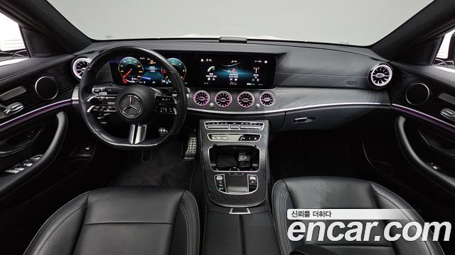 Mercedes-Benz E-Class — interior