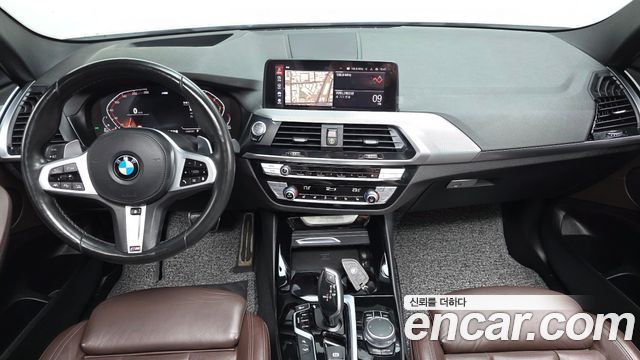 BMW X3 — interior