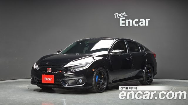 Honda Civic — exterior