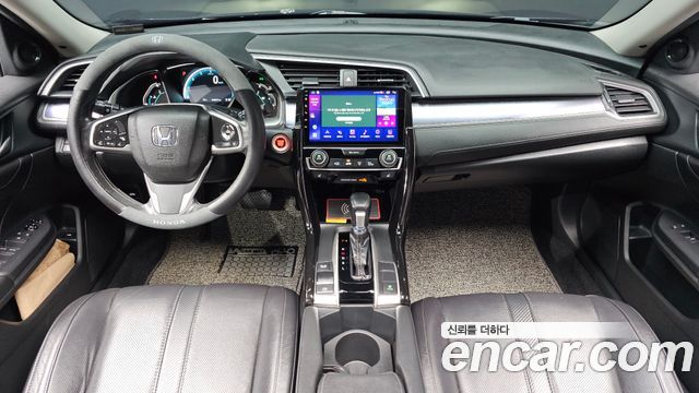 Honda Civic — interior