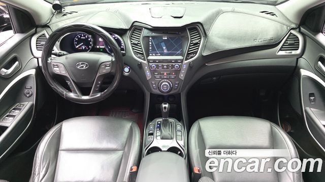 Hyundai Maxcruz — interior