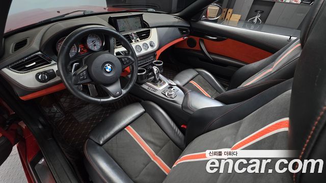 BMW Z4 — interior