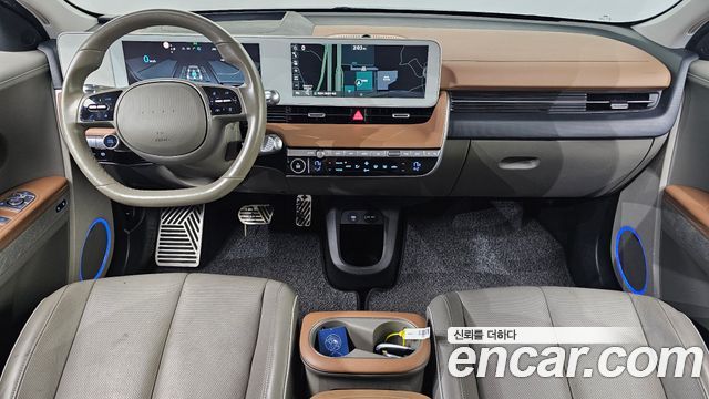Hyundai IONIQ 5 — interior