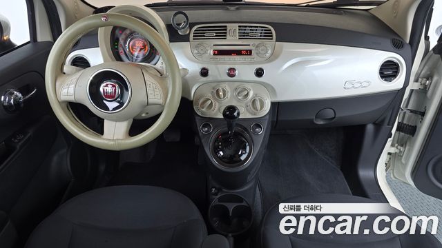 Fiat 500 — interior