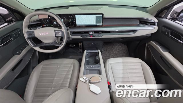Kia EV9 — interior