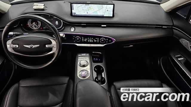 Genesis GV70 — interior