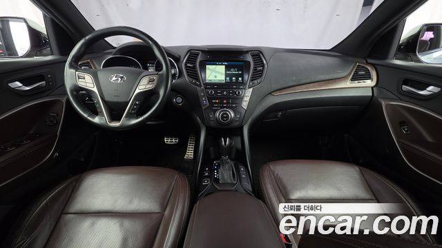 Hyundai Maxcruz — interior