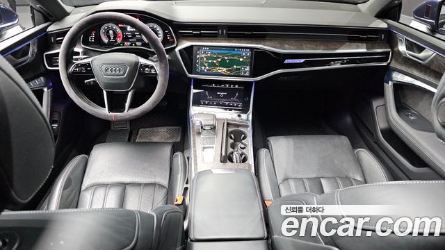 Audi A7 — interior