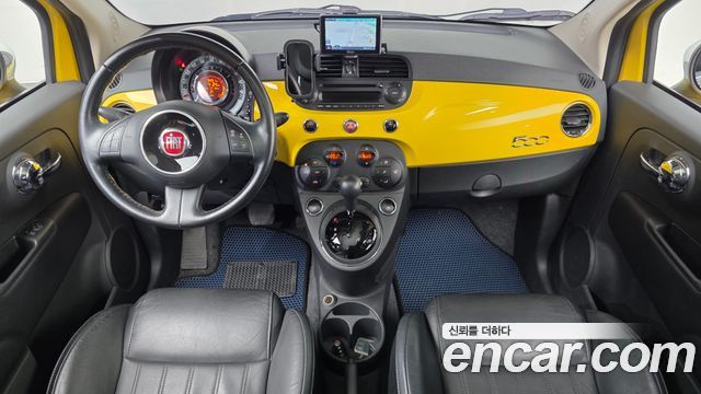 Fiat 500 — interior
