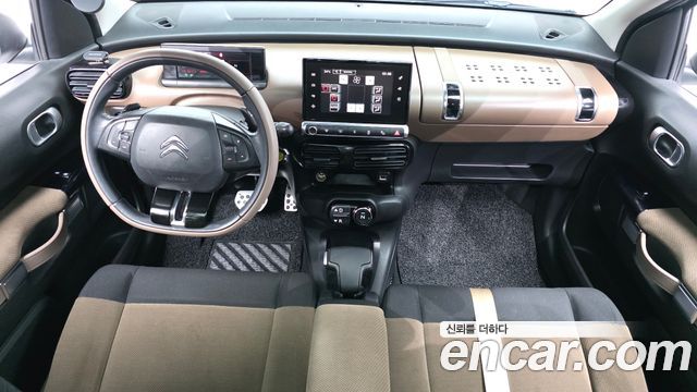 Citroën / DS C4 Cactus — interior