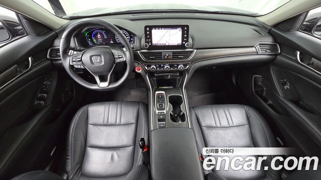 Honda Accord — interior