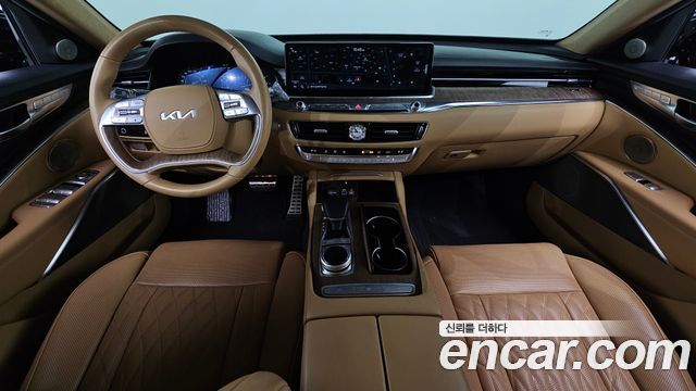 Kia K9 — interior