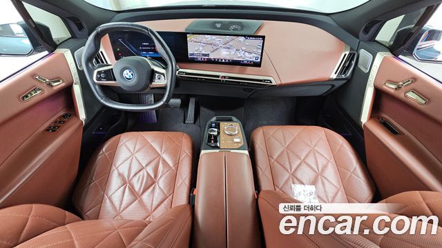 BMW iX — interior