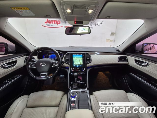 Renault Korea SM6 — interior