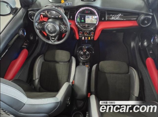 MINI Cooper Convertible — interior
