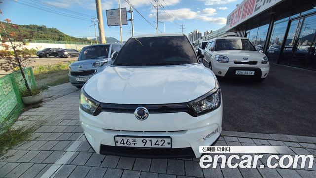 KG Mobility Tivoli — exterior