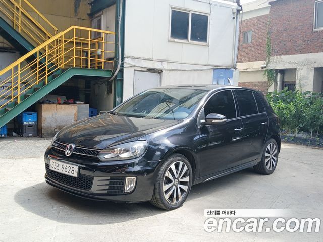 Volkswagen Golf — exterior
