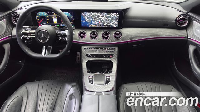 Mercedes-Benz CLS-Class — interior