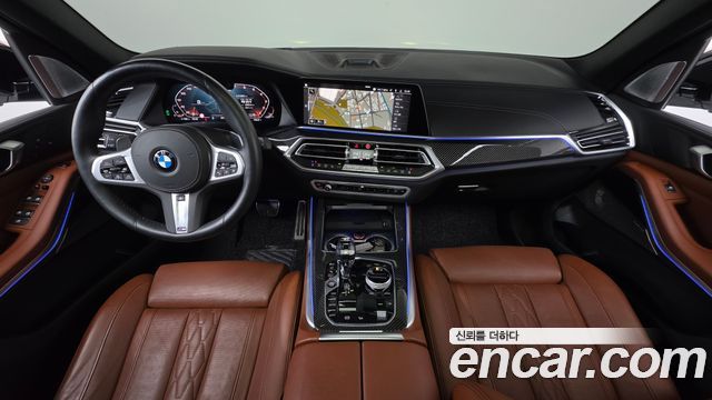 BMW X5 — interior