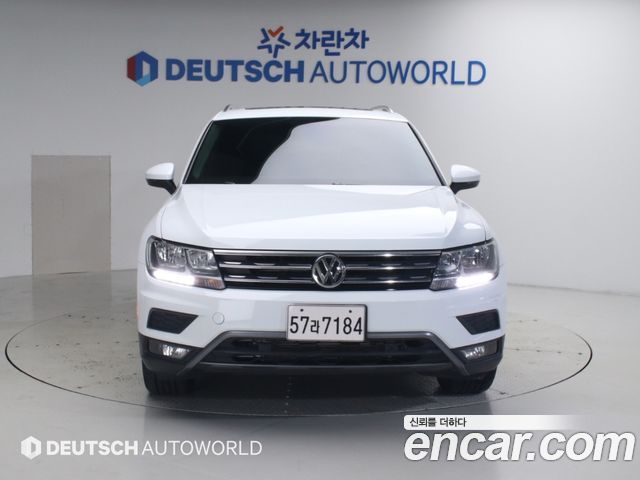 Volkswagen Tiguan — exterior
