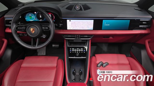 Porsche Macan — interior
