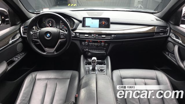 BMW X6 — interior