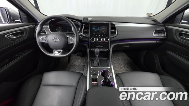 Renault Korea SM6 — interior