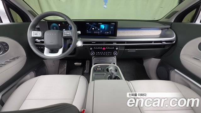 Hyundai IONIQ 9 — interior