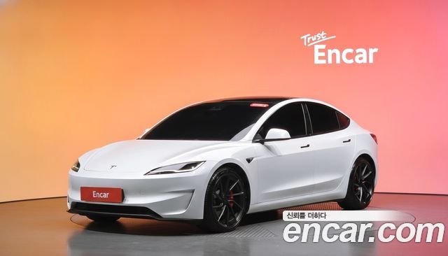 Tesla Model 3 — exterior