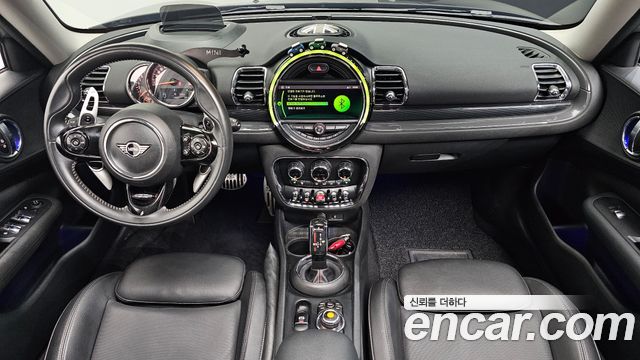 MINI Clubman — interior