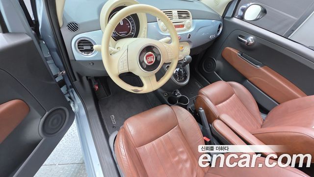 Fiat 500 — interior