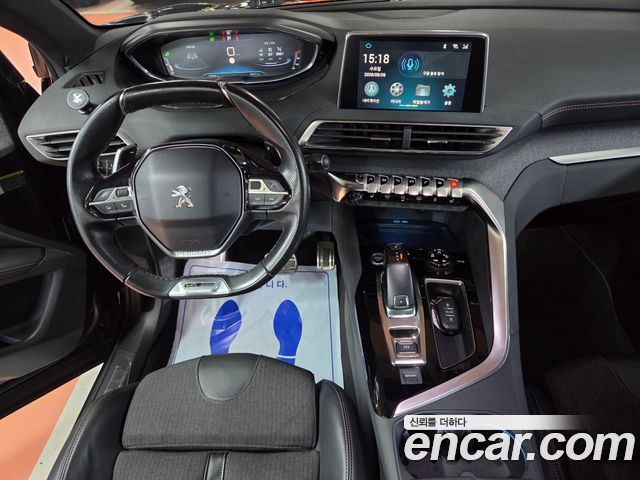 Peugeot 3008 — interior