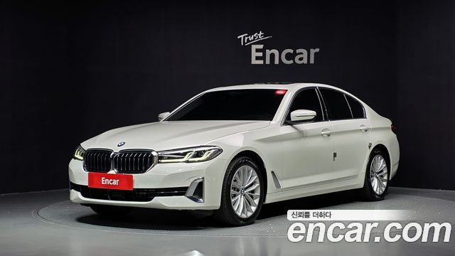 BMW 5 Series — exterior