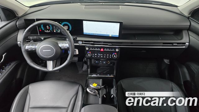 Hyundai Tucson — interior