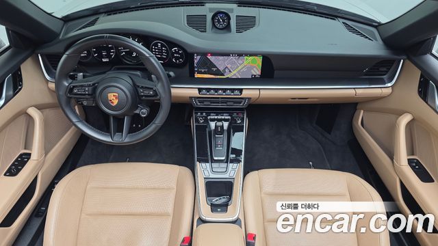 Porsche 911 — interior