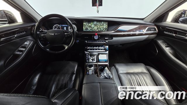 Genesis EQ900 — interior