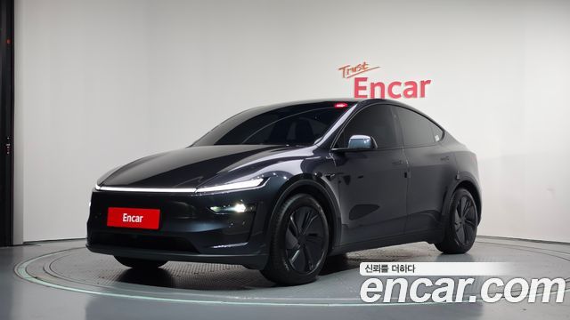Tesla Model Y — exterior