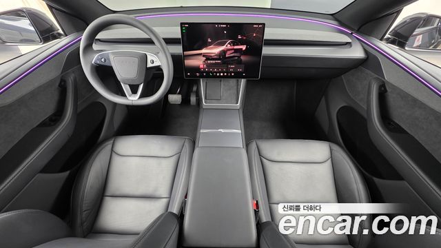 Tesla Model Y — interior