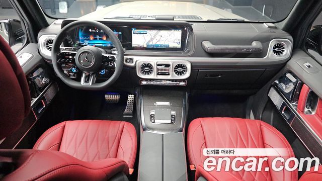 Mercedes-Benz G-Class — interior