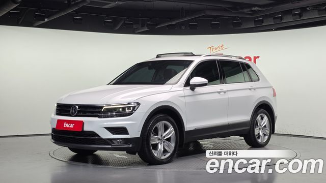 Volkswagen Tiguan — exterior