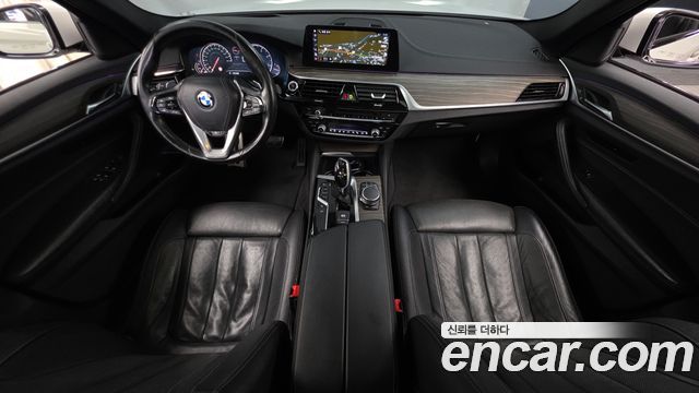 BMW 5 Series — interior
